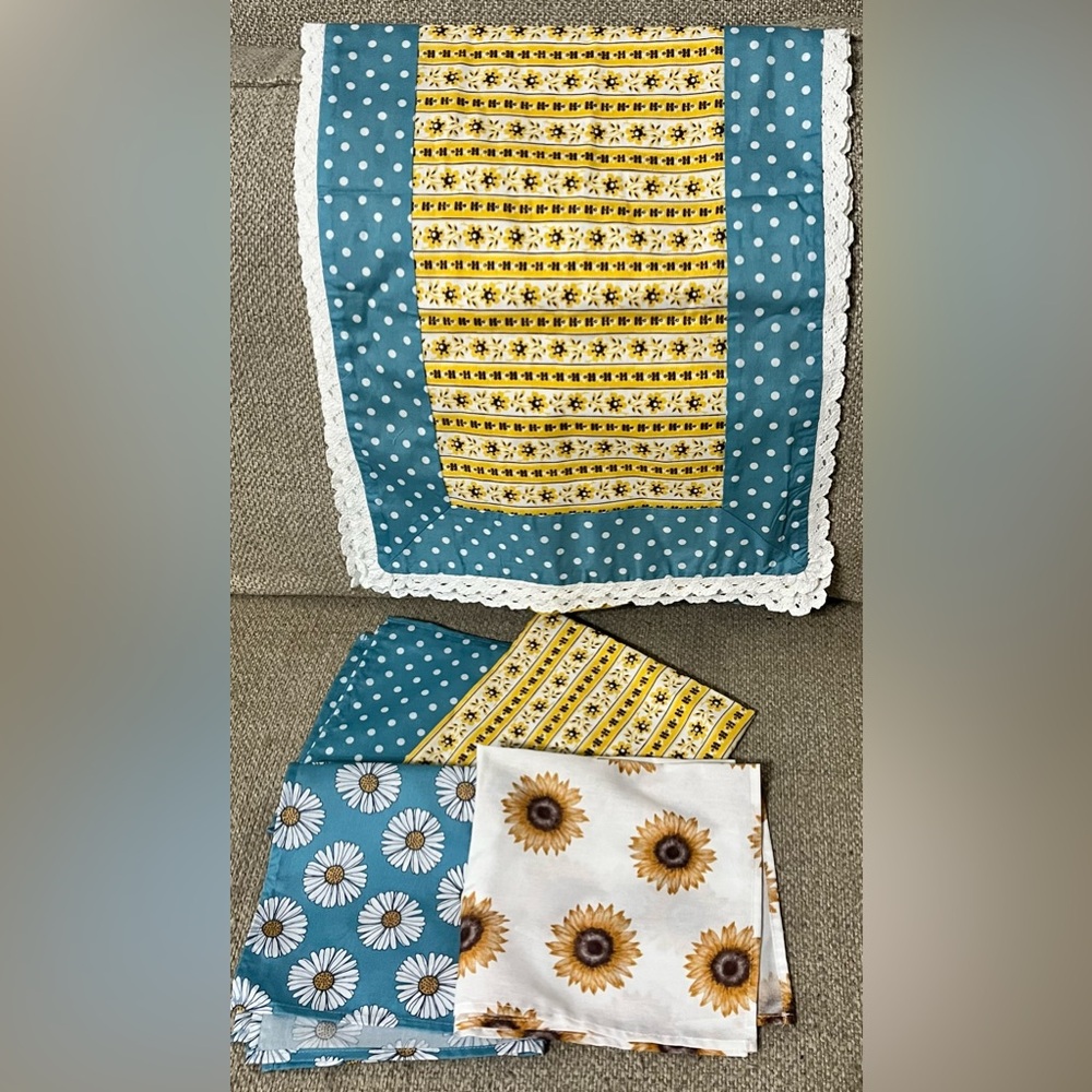 Matilda Jane table runner & 4 matching napkins